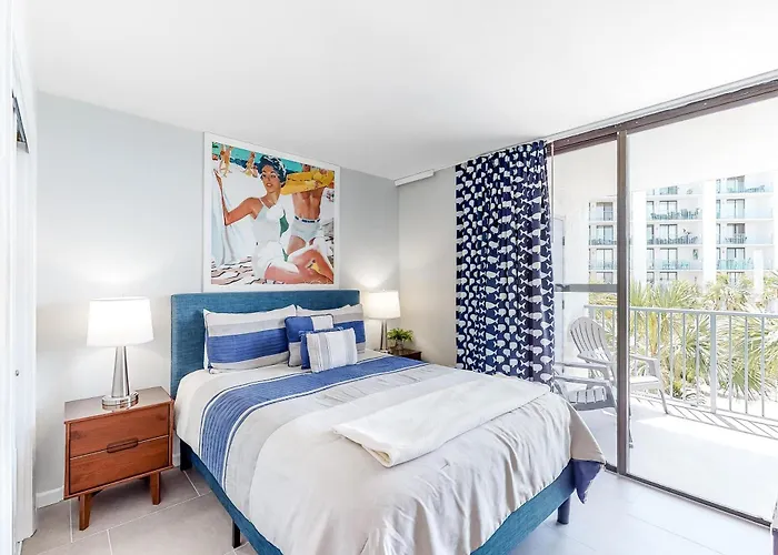 Spacious With Pool & Hot Tub - Tennis Available On-site