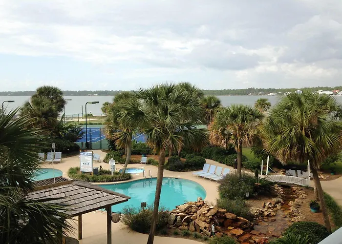 Holiday home Spacious With Pool & Hot Tub - Tennis Available On-site *